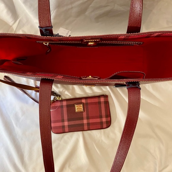Dooney & Bourke tote - Picture 7 of 11